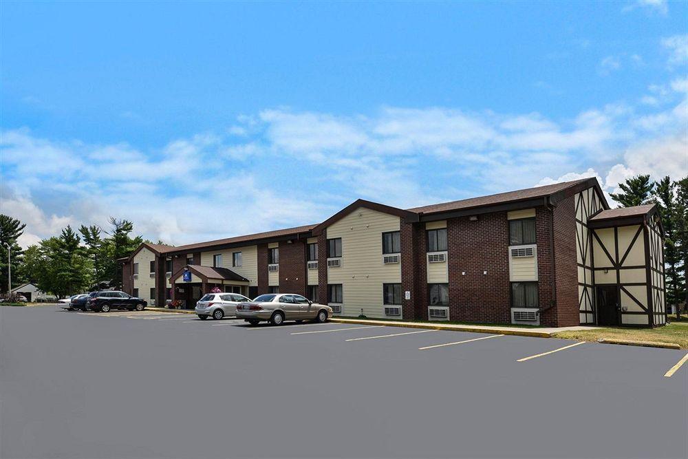 Americas Best Value Inn Wisconsin Rapids Exterior foto