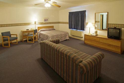 Americas Best Value Inn Wisconsin Rapids Exterior foto