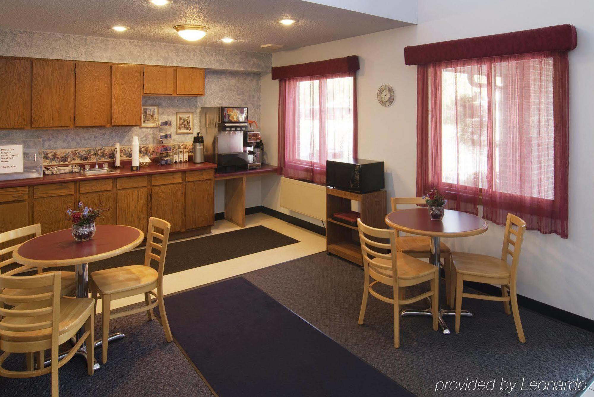 Americas Best Value Inn Wisconsin Rapids Restaurant foto